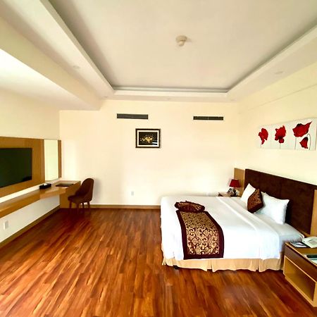 เมือง แท็ง กุย เญิน Hotel กวีเญิน ภายนอก รูปภาพ